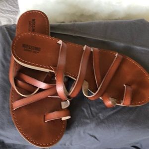 Mossimo gladiator style sandals